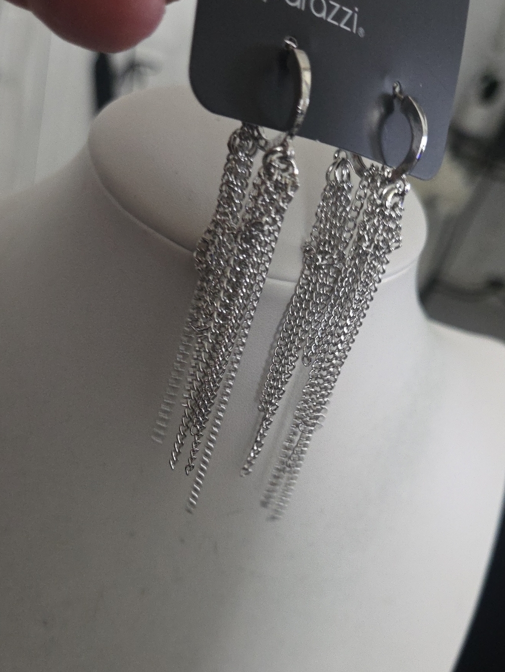 Paparazzi Copious Caliber Silver Hopp Earrings NWT